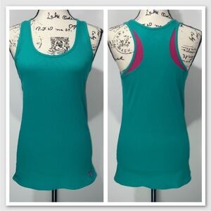 EUC women's Under Armour racerback athletic tank top
